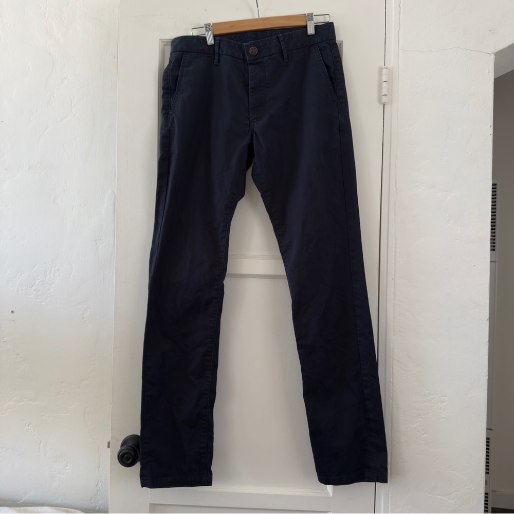 Grown & Sewn Men's Independent Slim in Washed Navy Pants Size 32